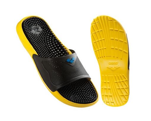 arena pool shoes